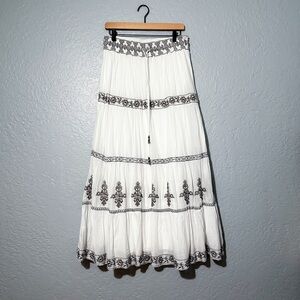 Zara Embroidered Maxi Skirt Size M